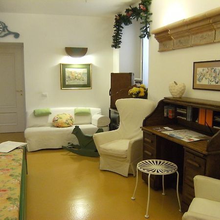 Elizabeth B&B Cagliari Eksteriør billede