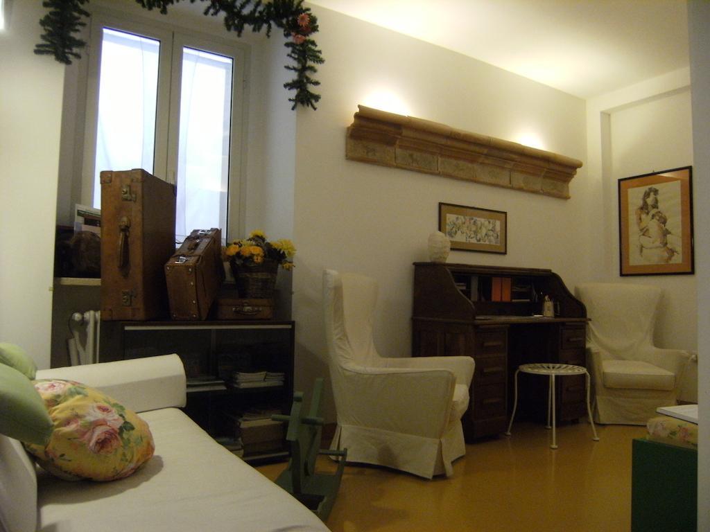 Elizabeth B&B Cagliari Eksteriør billede